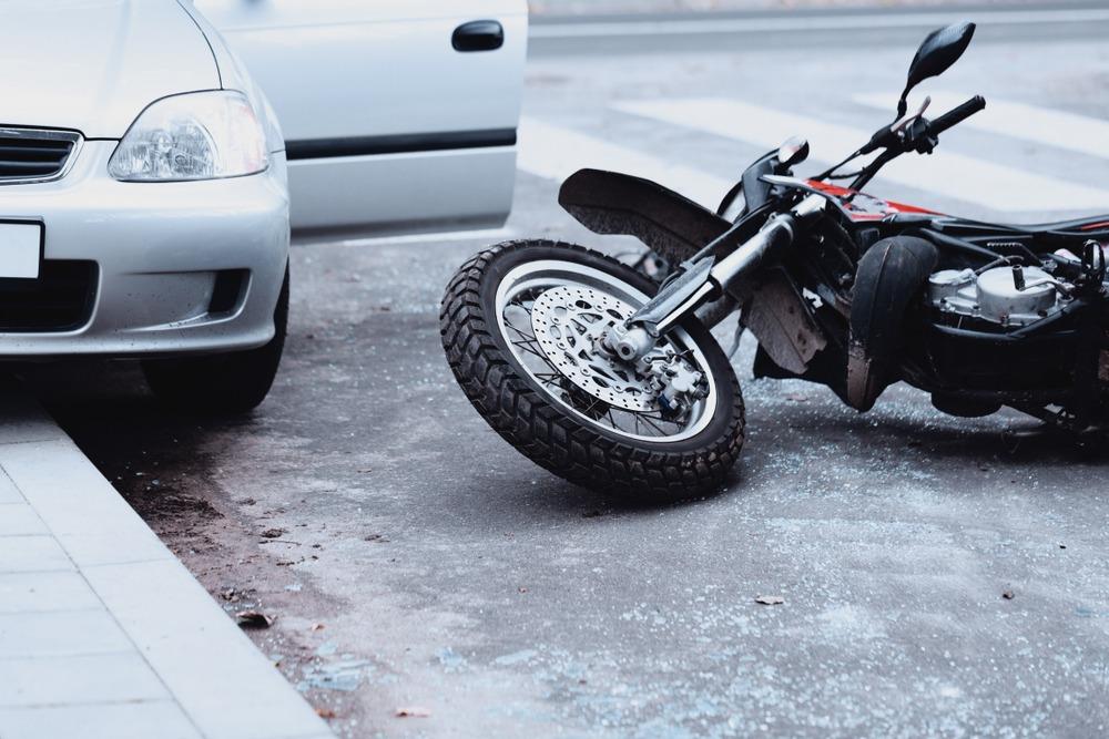 Stockbridge Motorcycle Accident Lawyers | No Upfront Fee | Kaine Law motorcycle accident in middle of road